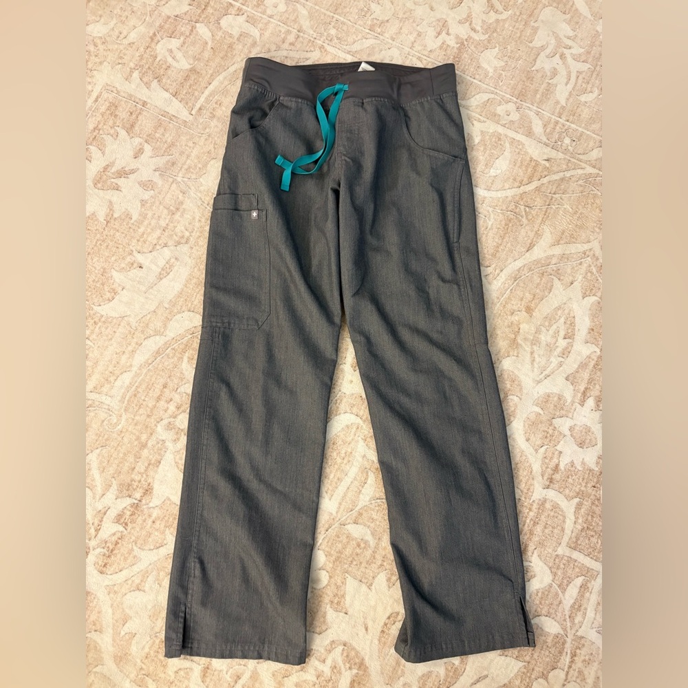 Figs Women's Graphite Gray Scrub Pants with Teal Drawstring Size M Petite